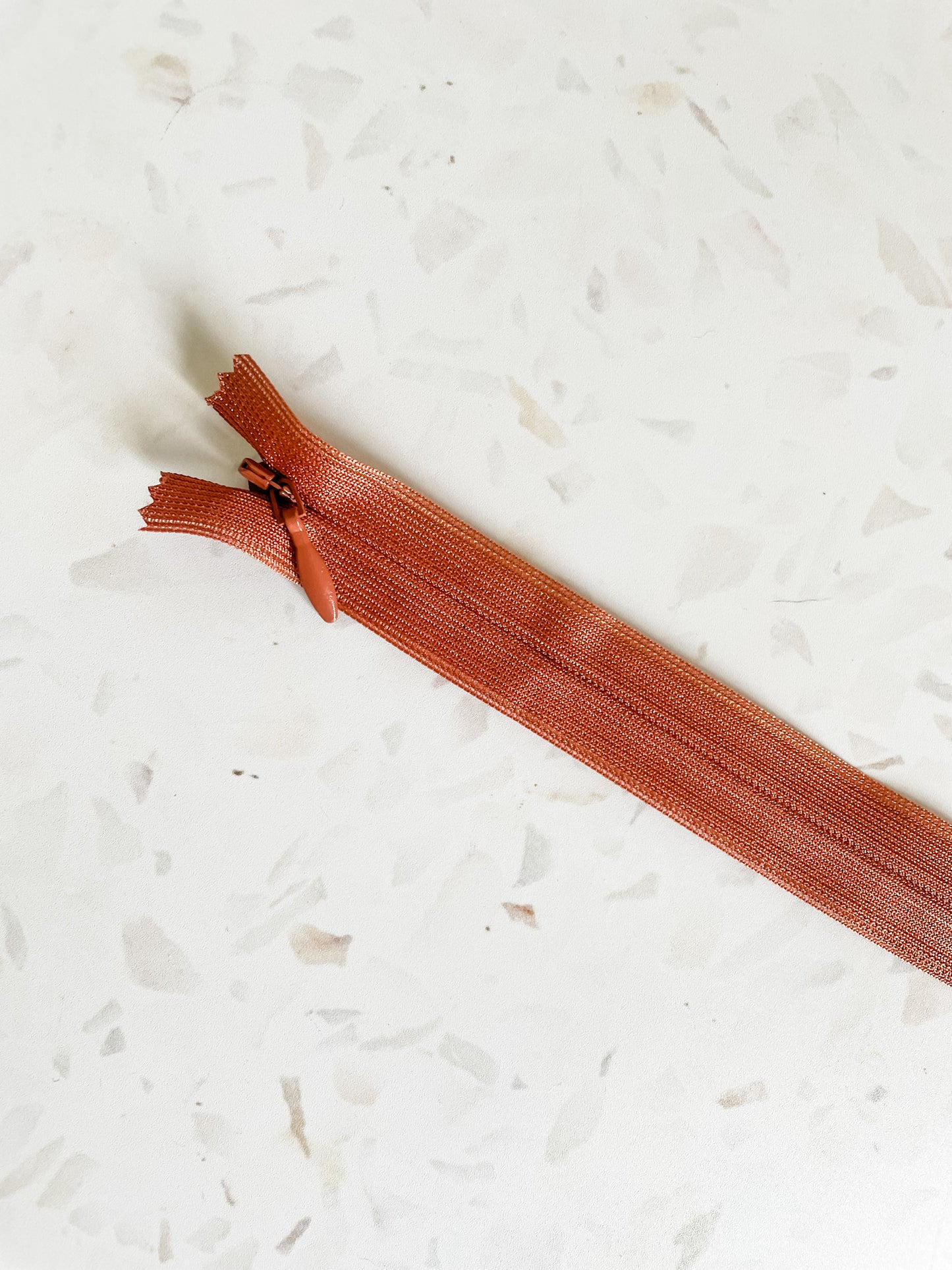 Atelier Brunette Invisible Zippers