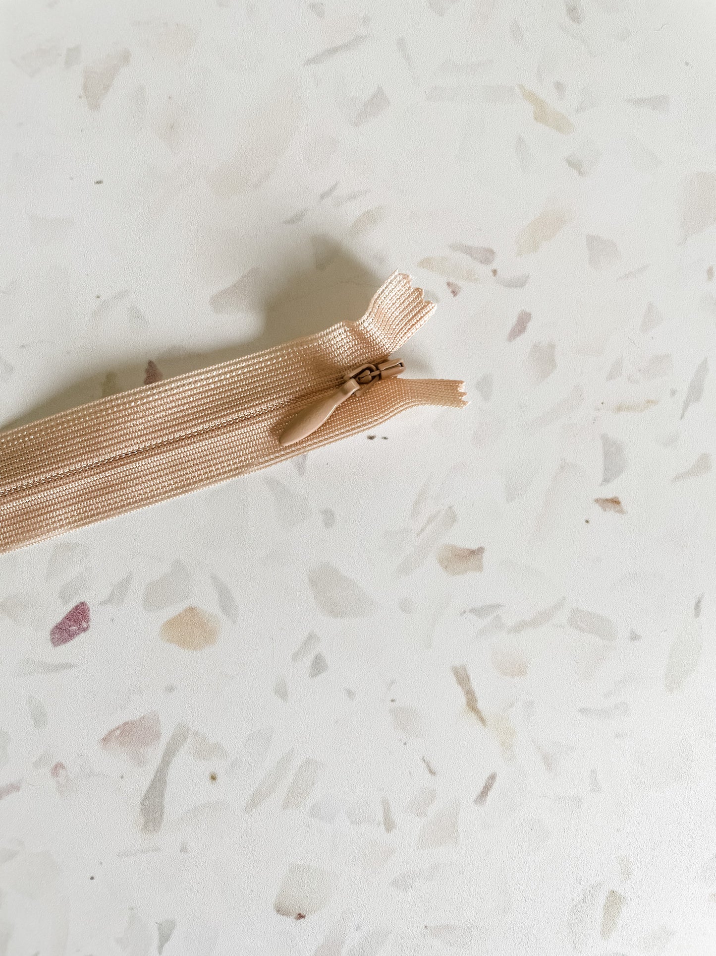 Atelier Brunette Invisible Zippers