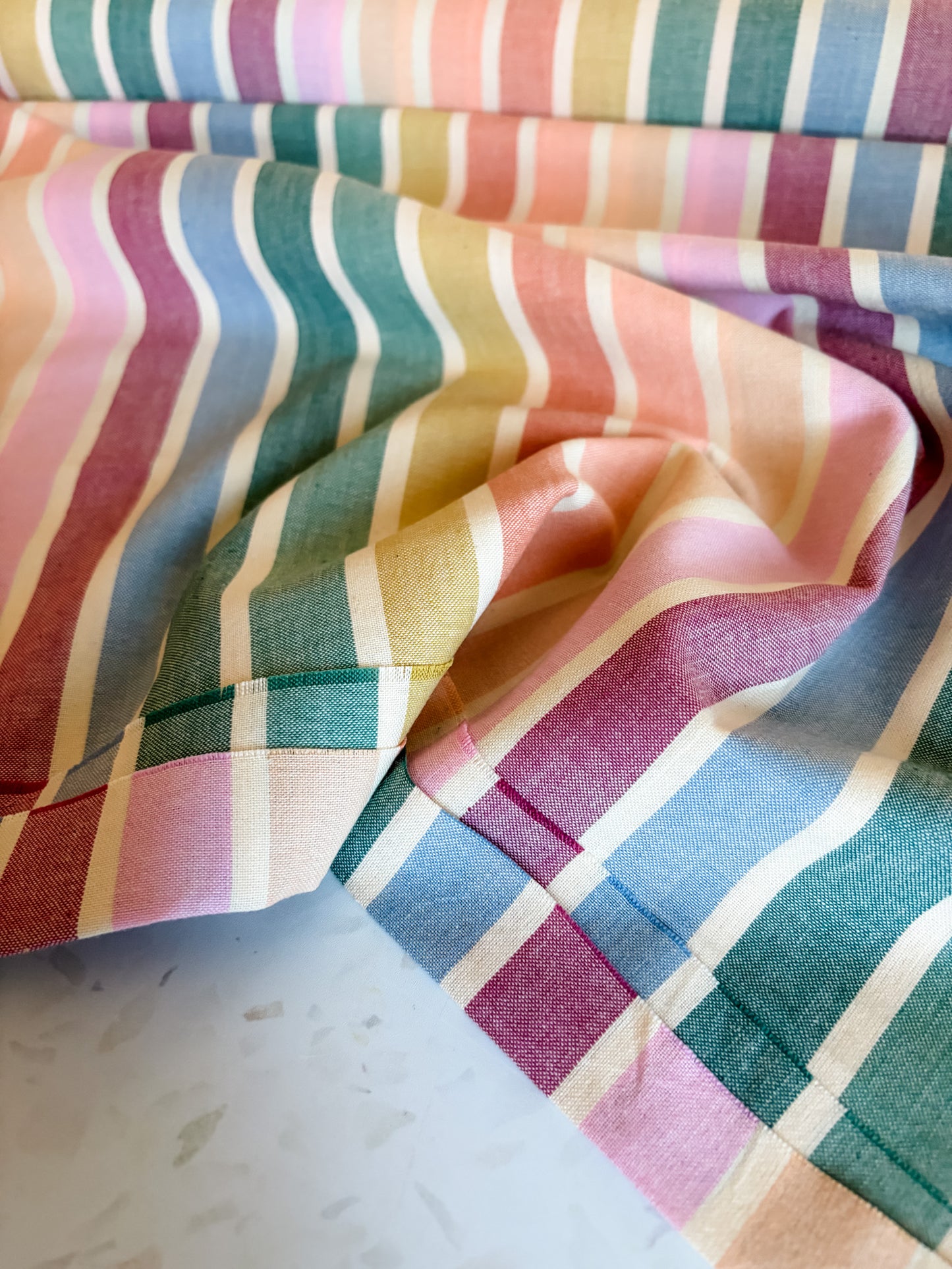 Fableism Lucky Loom – Wings in Rainbow