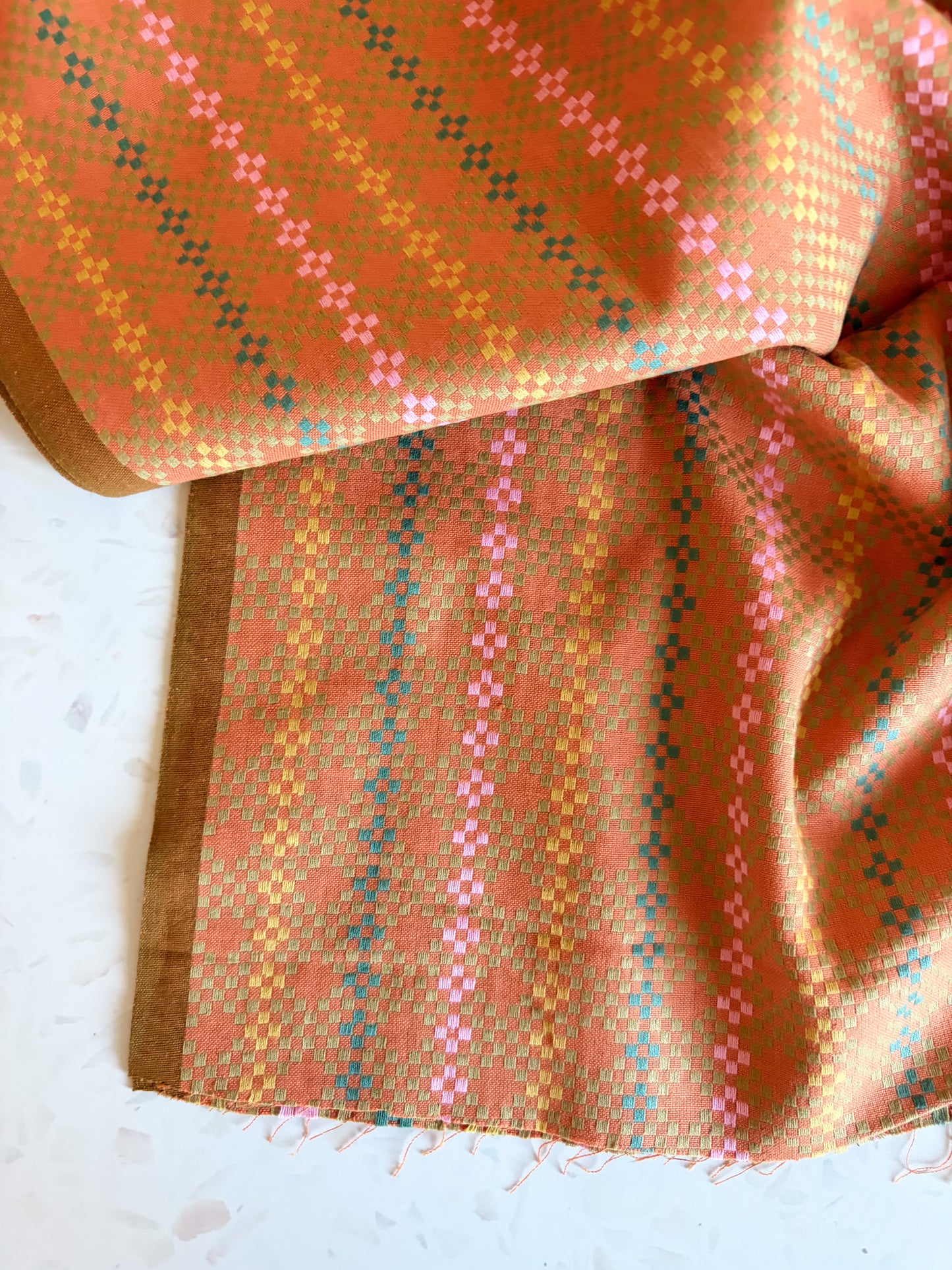 Fableism Lucky Loom – Mosaic in Amaretto