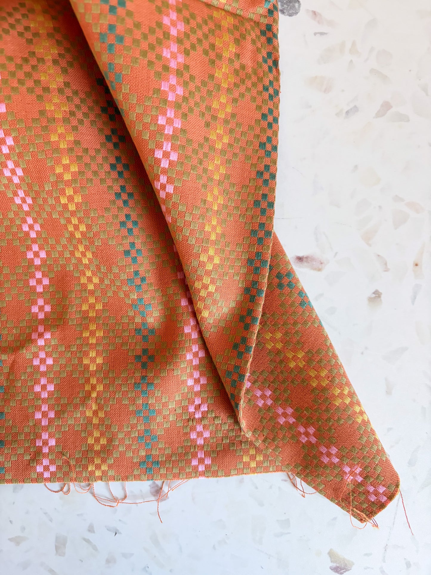 Fableism Lucky Loom – Mosaic in Amaretto