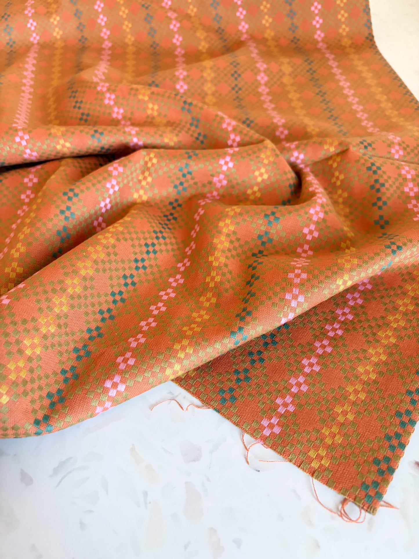 Fableism Lucky Loom – Mosaic in Amaretto