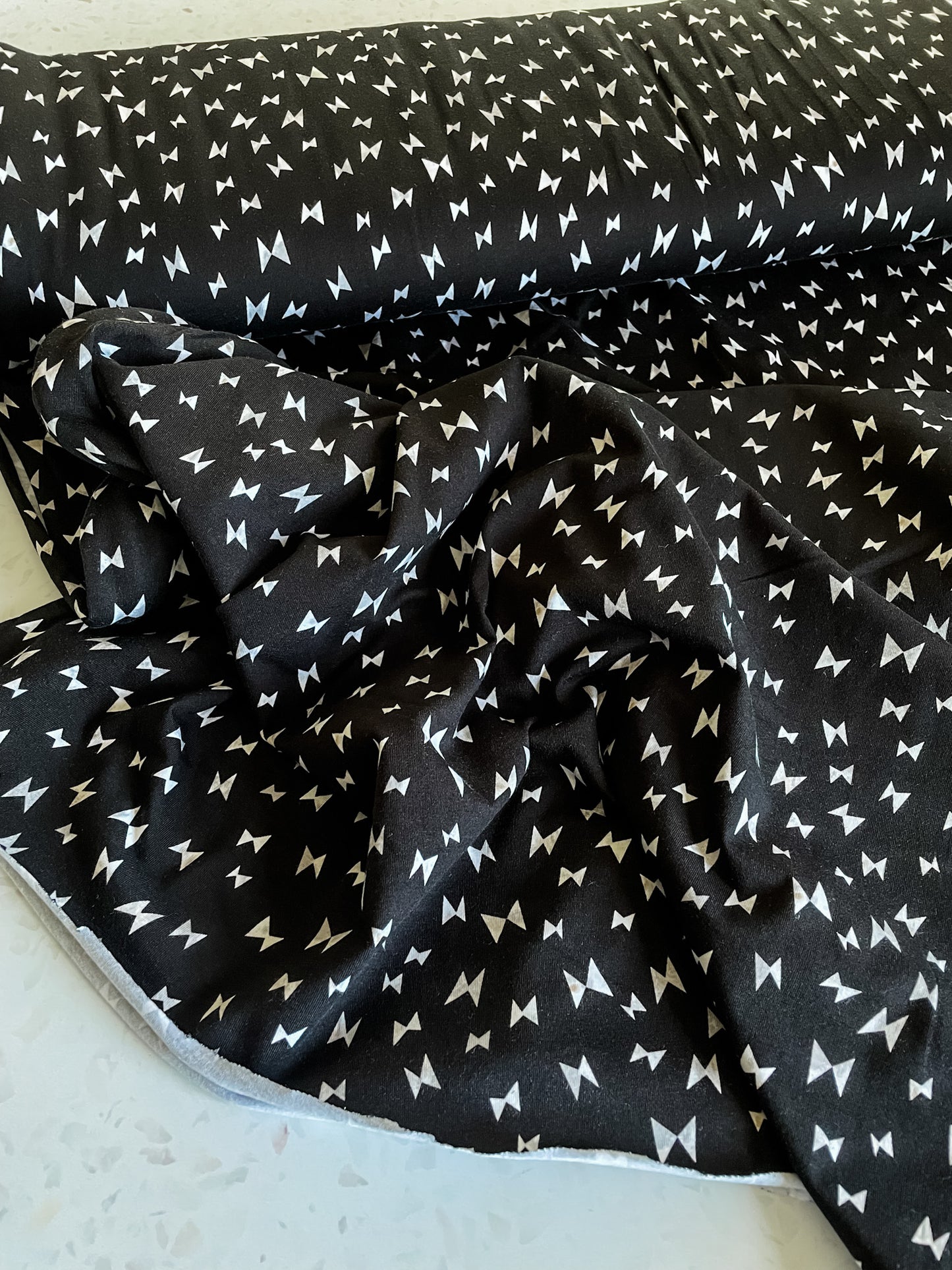 Flying Ribbon (Jet) Knit Fabric