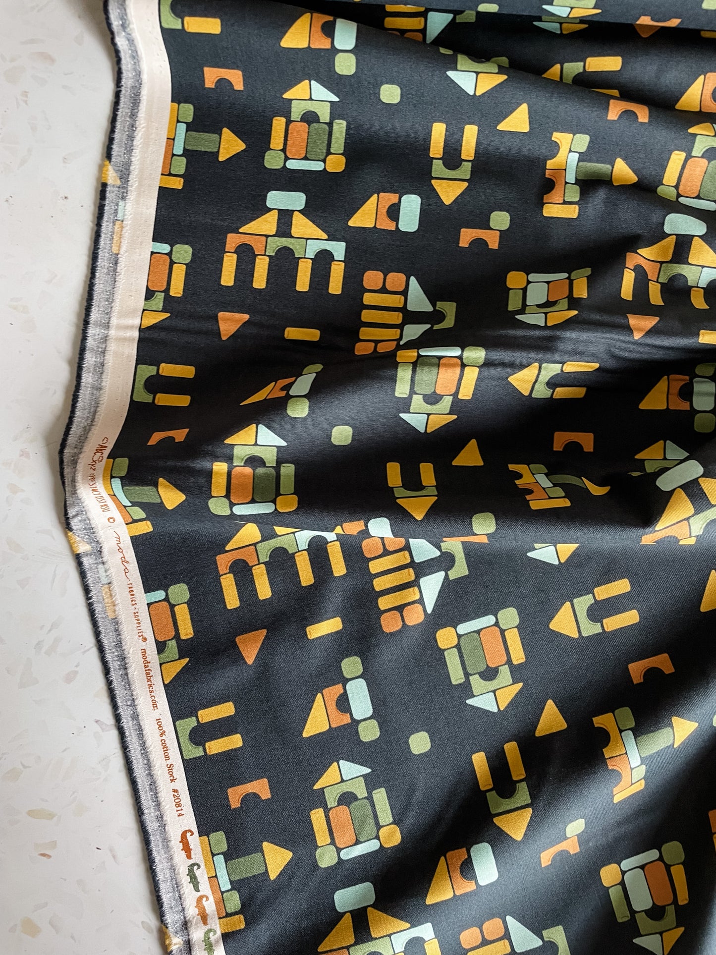 ABC XYZ Quilting Cotton – Building Blocks in Black