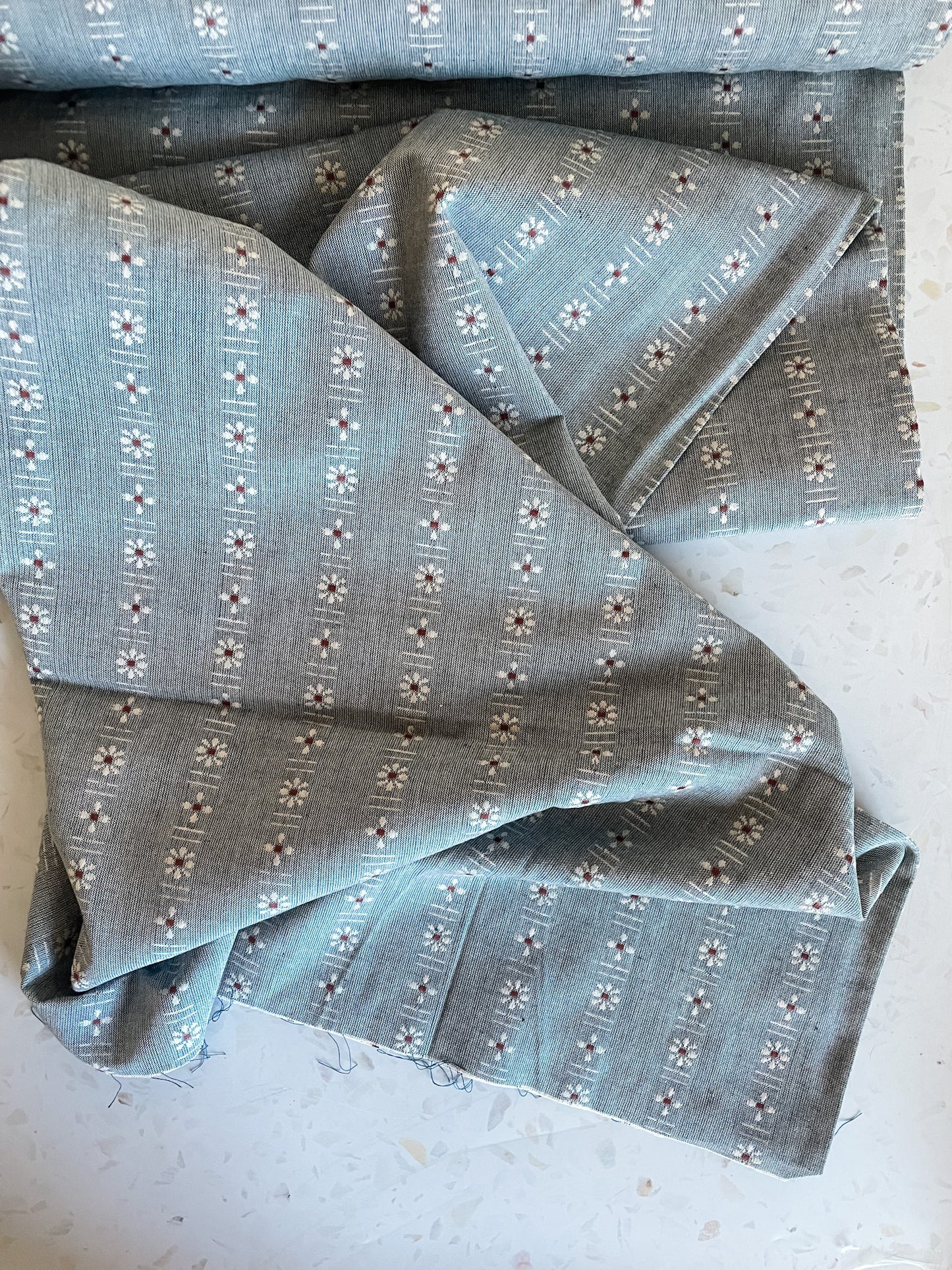 Fableism Forest Forage Daisies – Denim