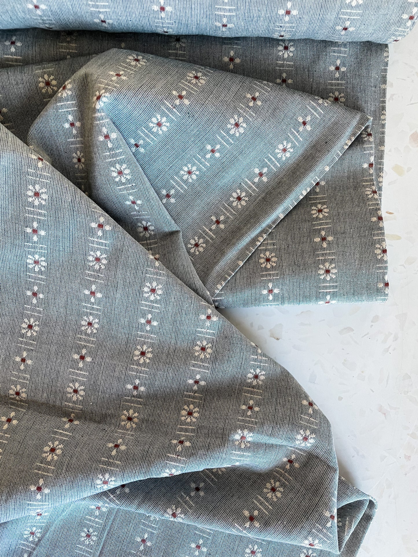 Fableism Forest Forage Daisies – Denim