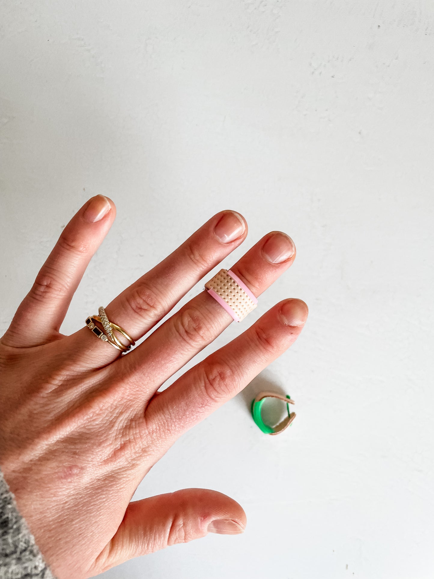 Adjustable Leather Thimble