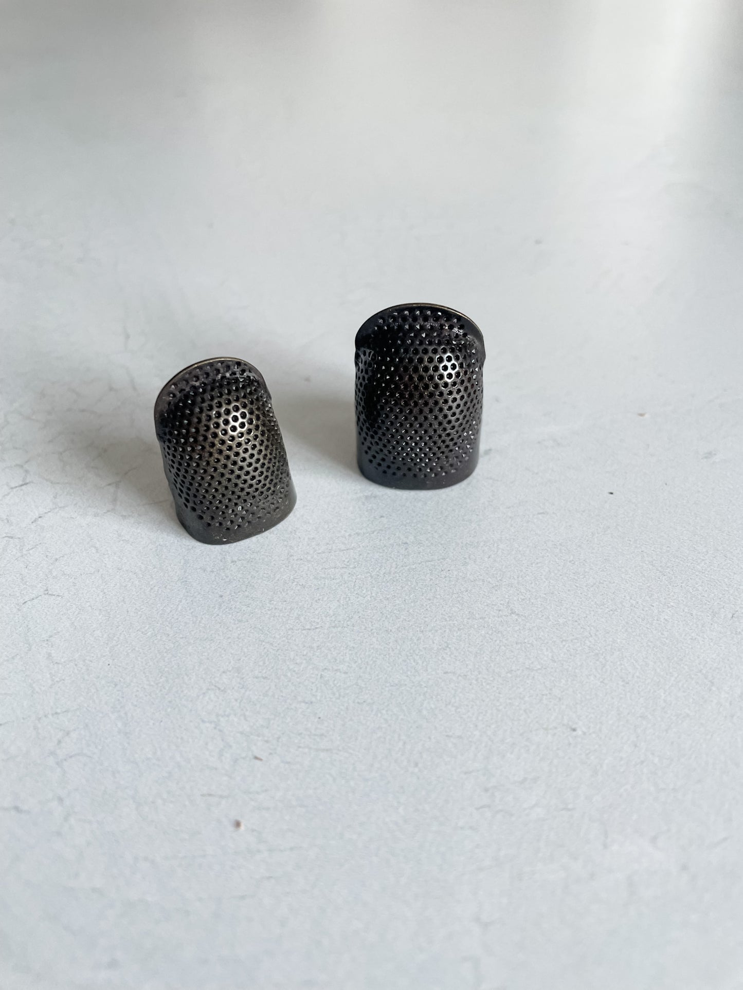 Open-Sided Thimble