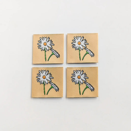 Garment Labels: April Birth Flowers - Daisies