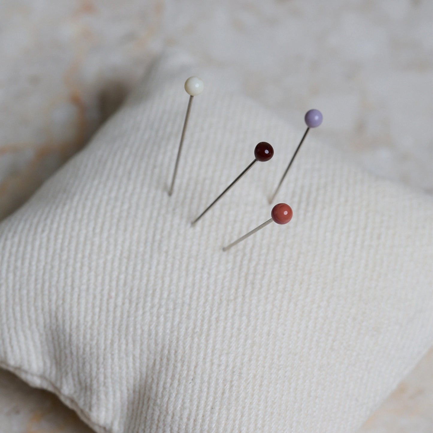 Bohin Glass Head Pins
