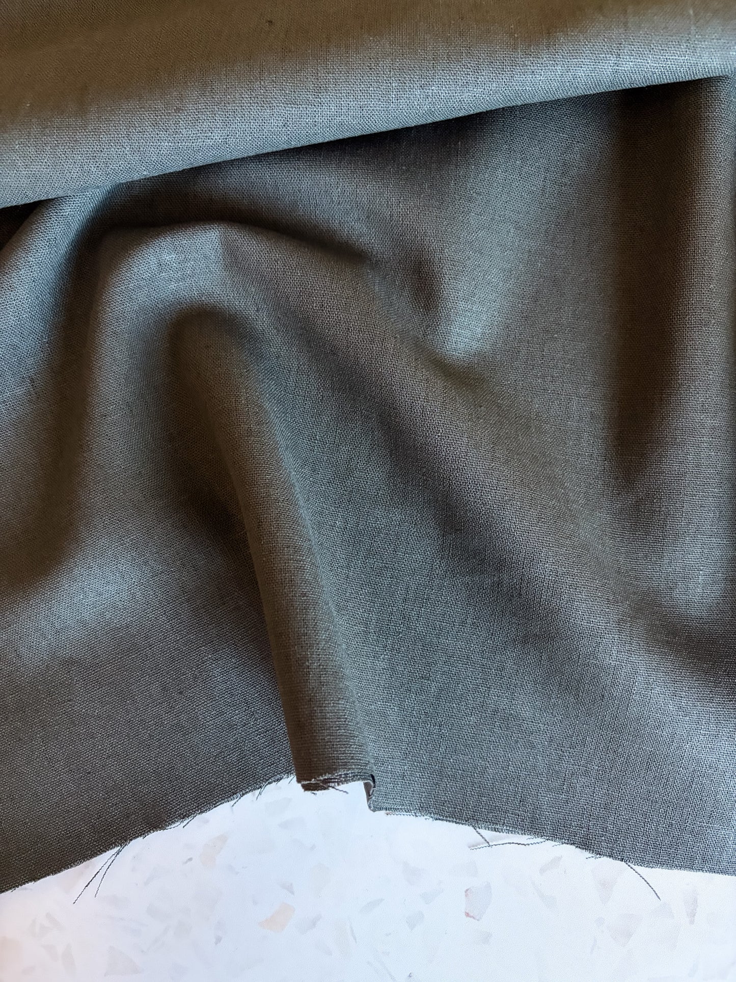 Brussels Washer Linen Blend in Kelp