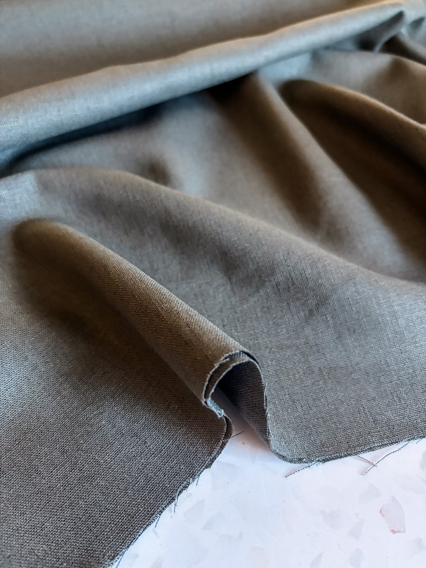 Brussels Washer Linen Blend in Kelp