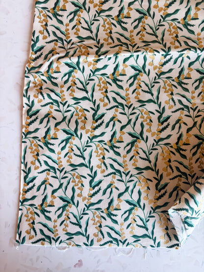 Vintage Garden Lily Cotton Fabric in Cream Metallic