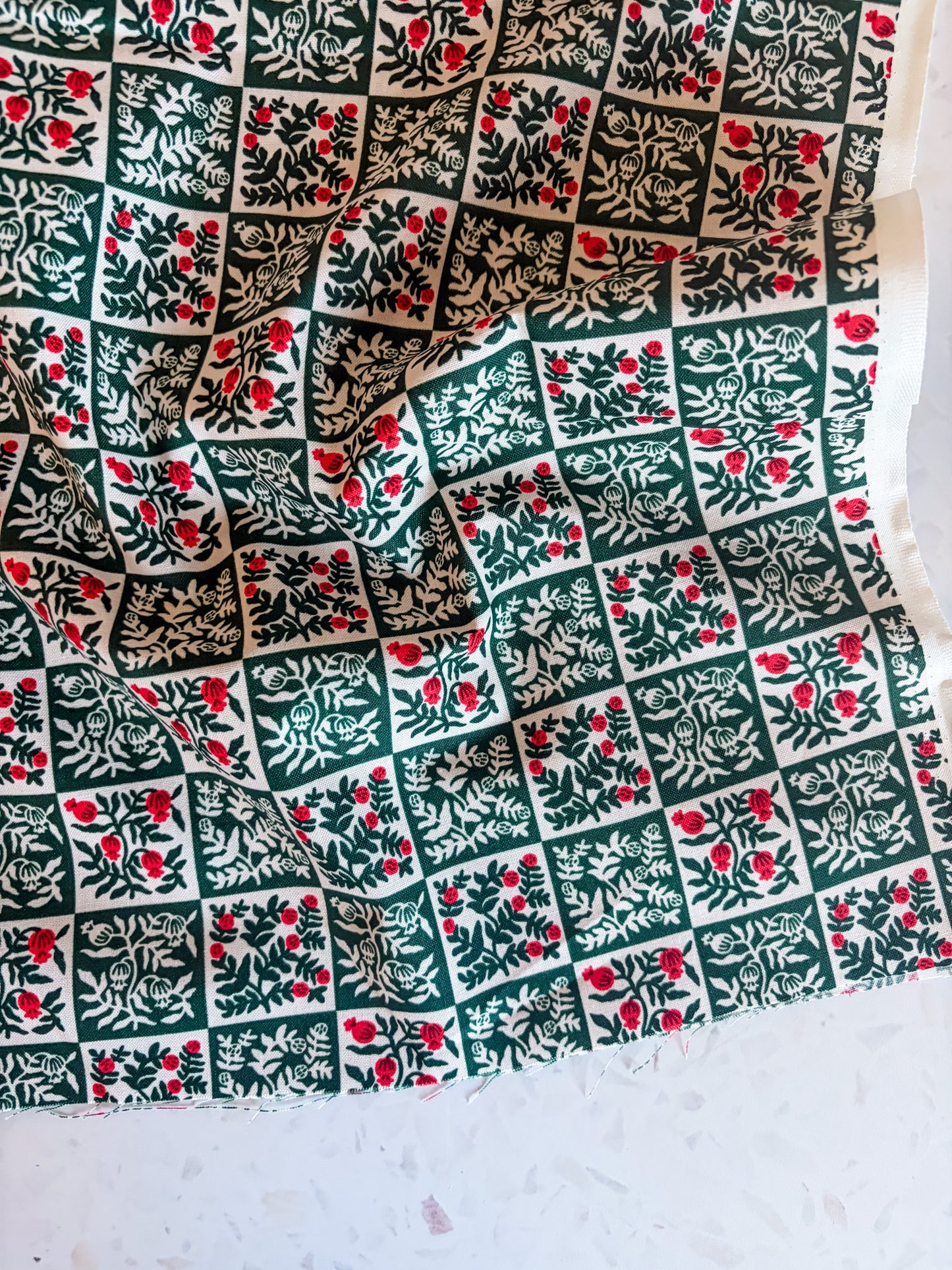 Holiday Classics Yuletide Floral Cotton Fabric in Evergreen