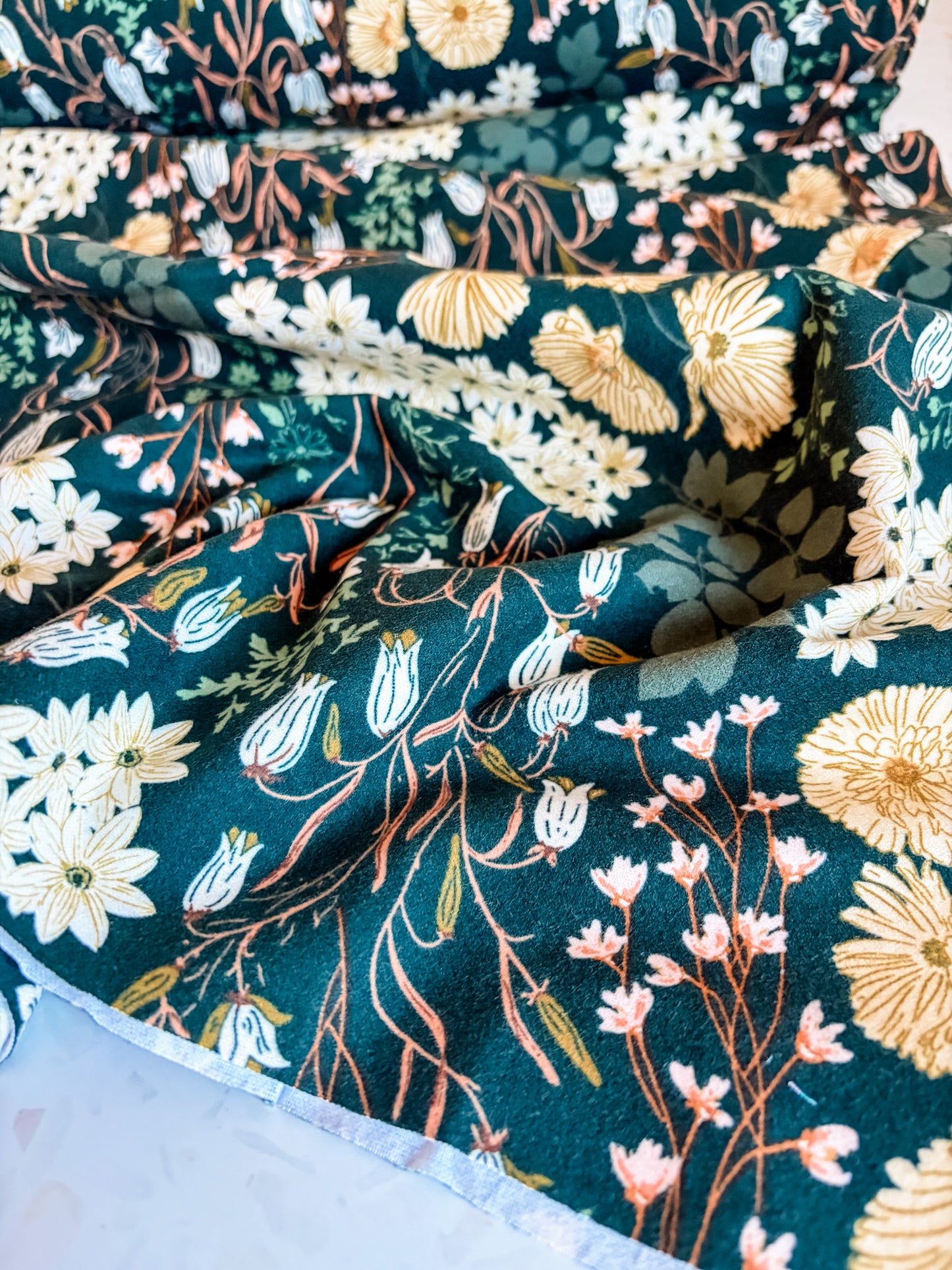 Buttercups Lark Flannel Fabric in Bluebells