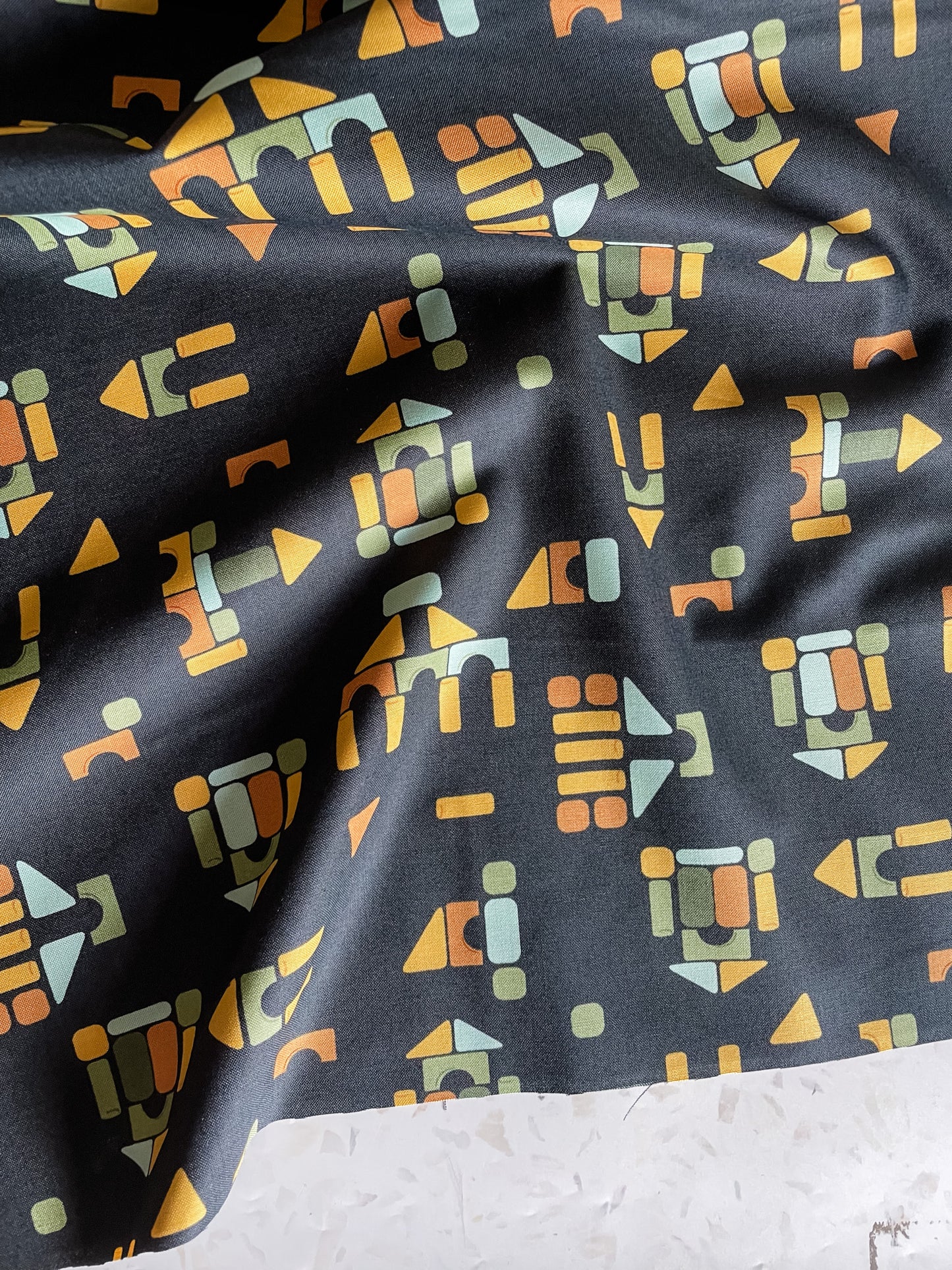 ABC XYZ Quilting Cotton – Building Blocks in Black