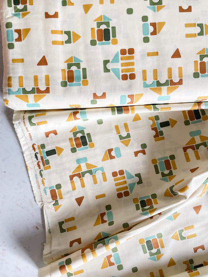 ABC XYZ Quilting Cotton – Building Blocks in Cream