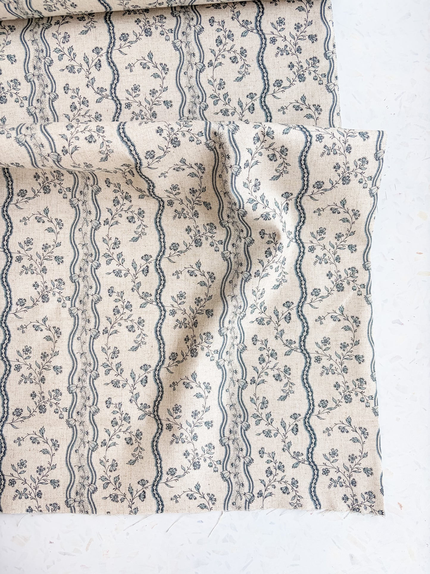 French General Fleur de Paris Mochi Linen – Floral Vines