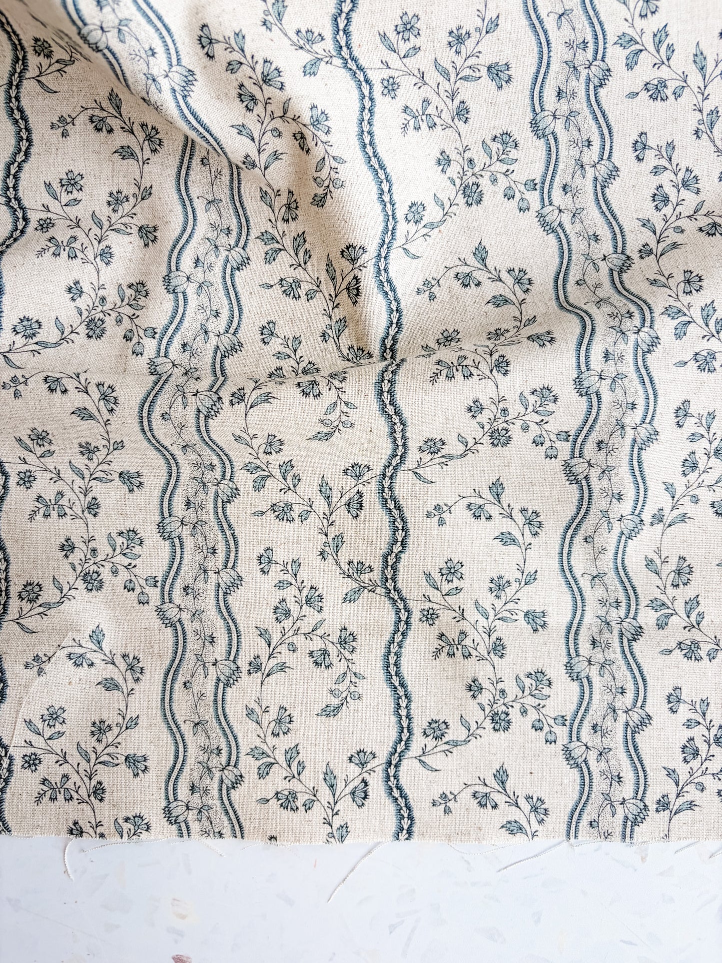 French General Fleur de Paris Mochi Linen – Floral Vines