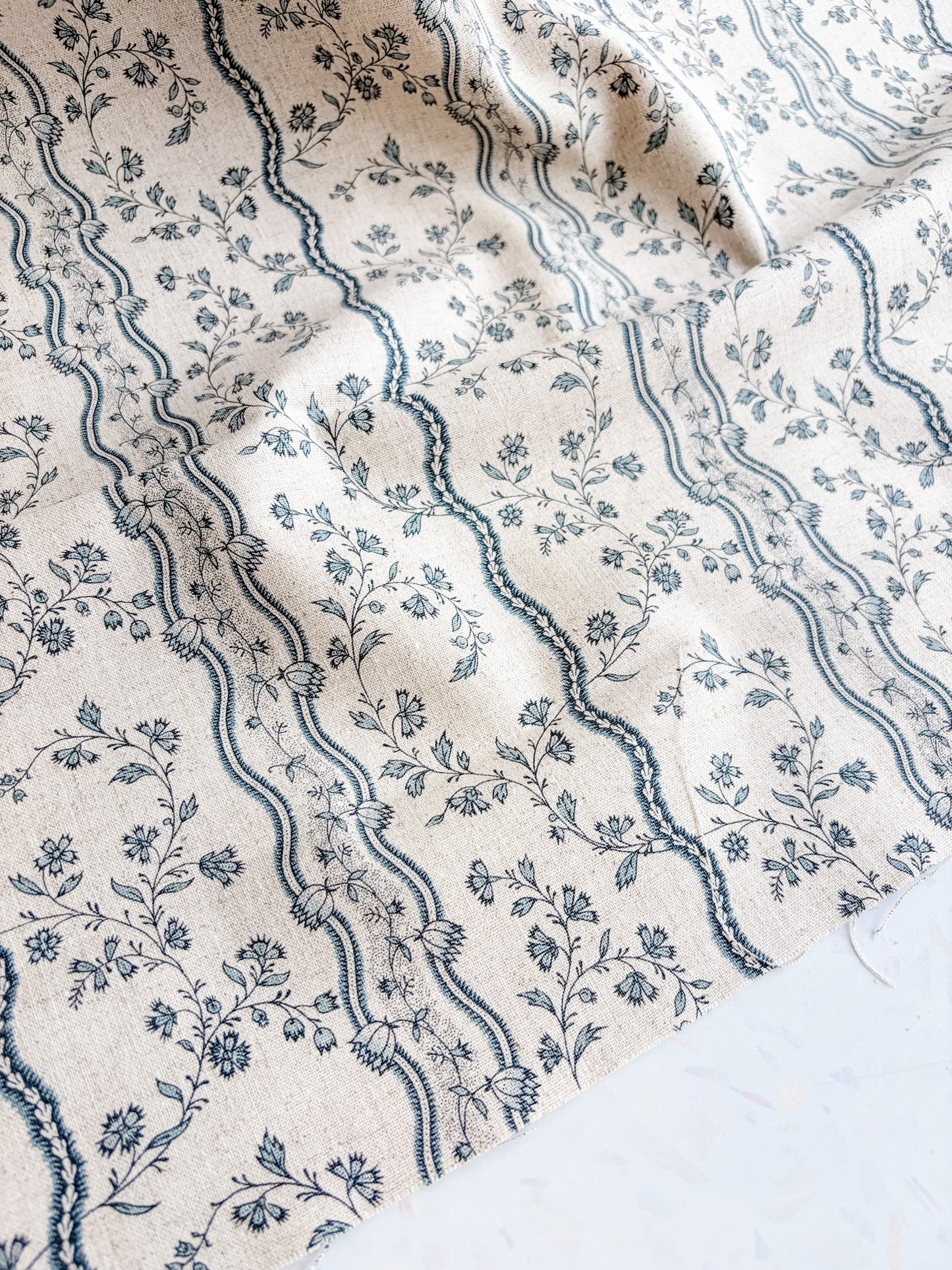 French General Fleur de Paris Mochi Linen – Floral Vines