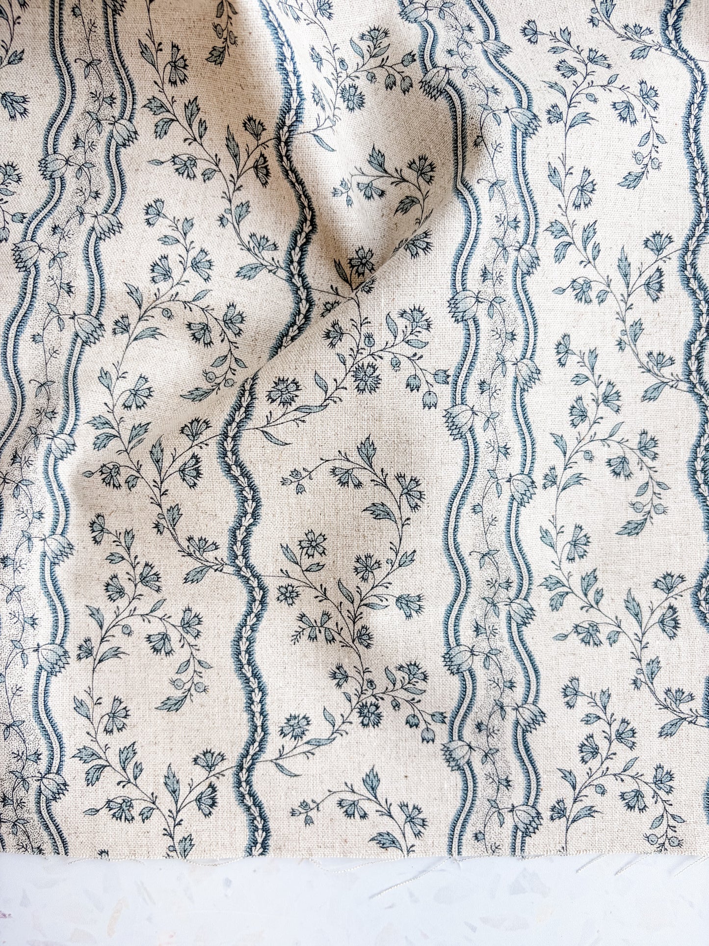 French General Fleur de Paris Mochi Linen – Floral Vines