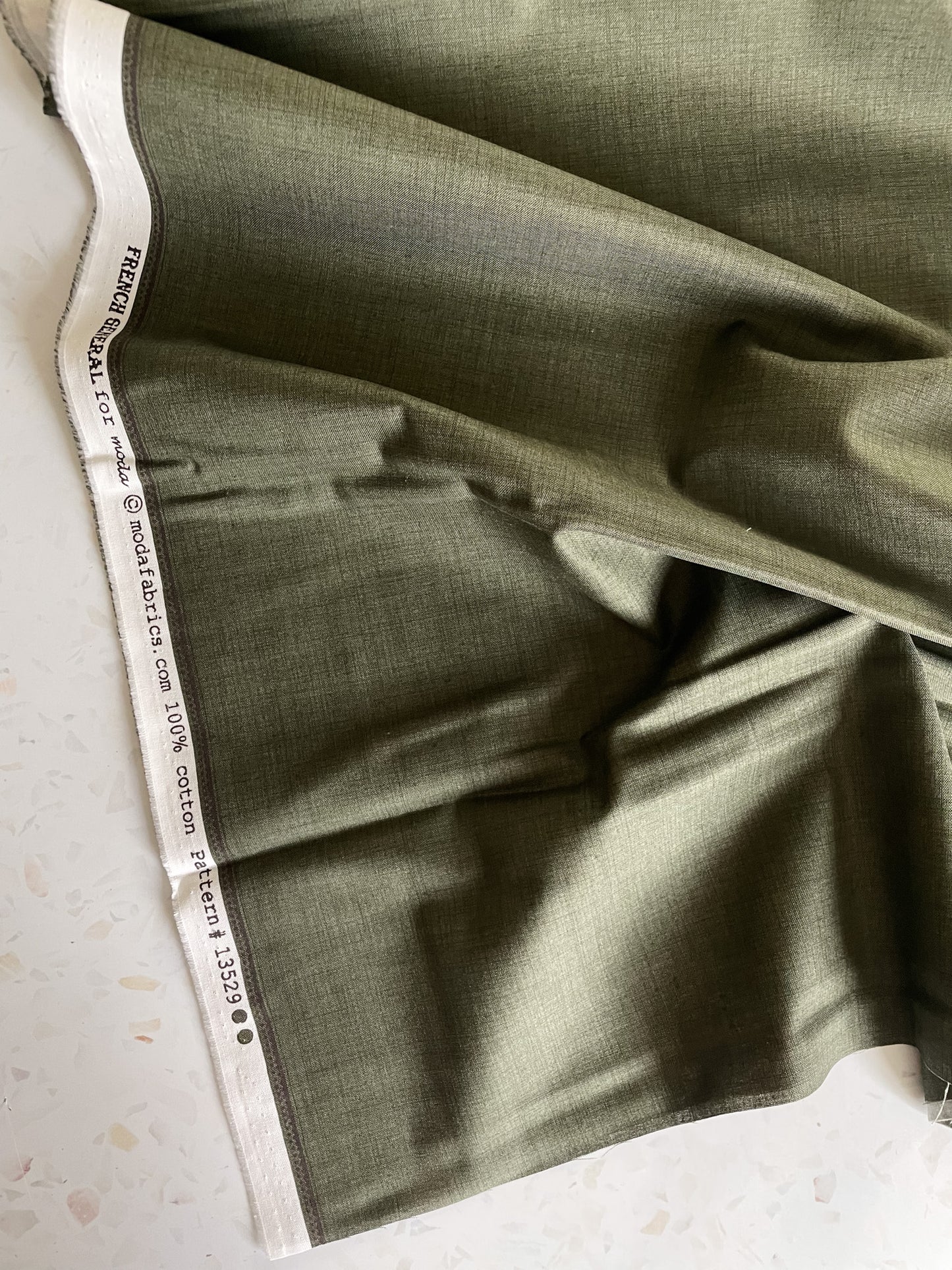 French General Quilting Cotton Solids – Fern