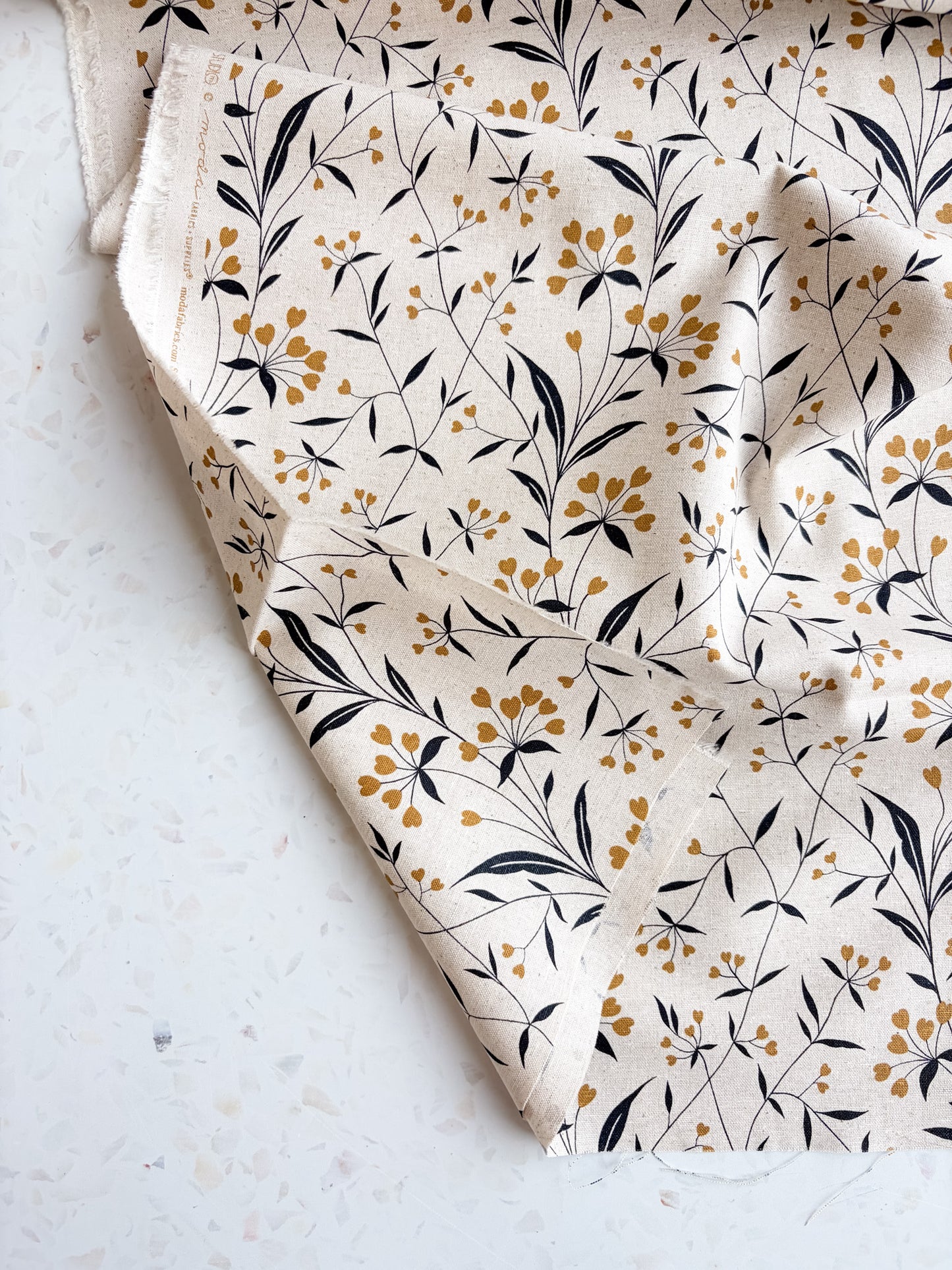 Angel Botanical – Arabesque Mochi Linen