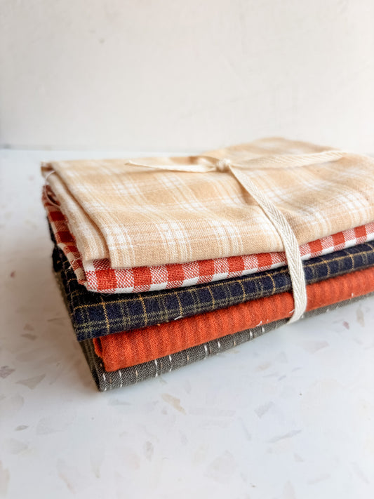 Mystery Fat Quarter Bundle (5)