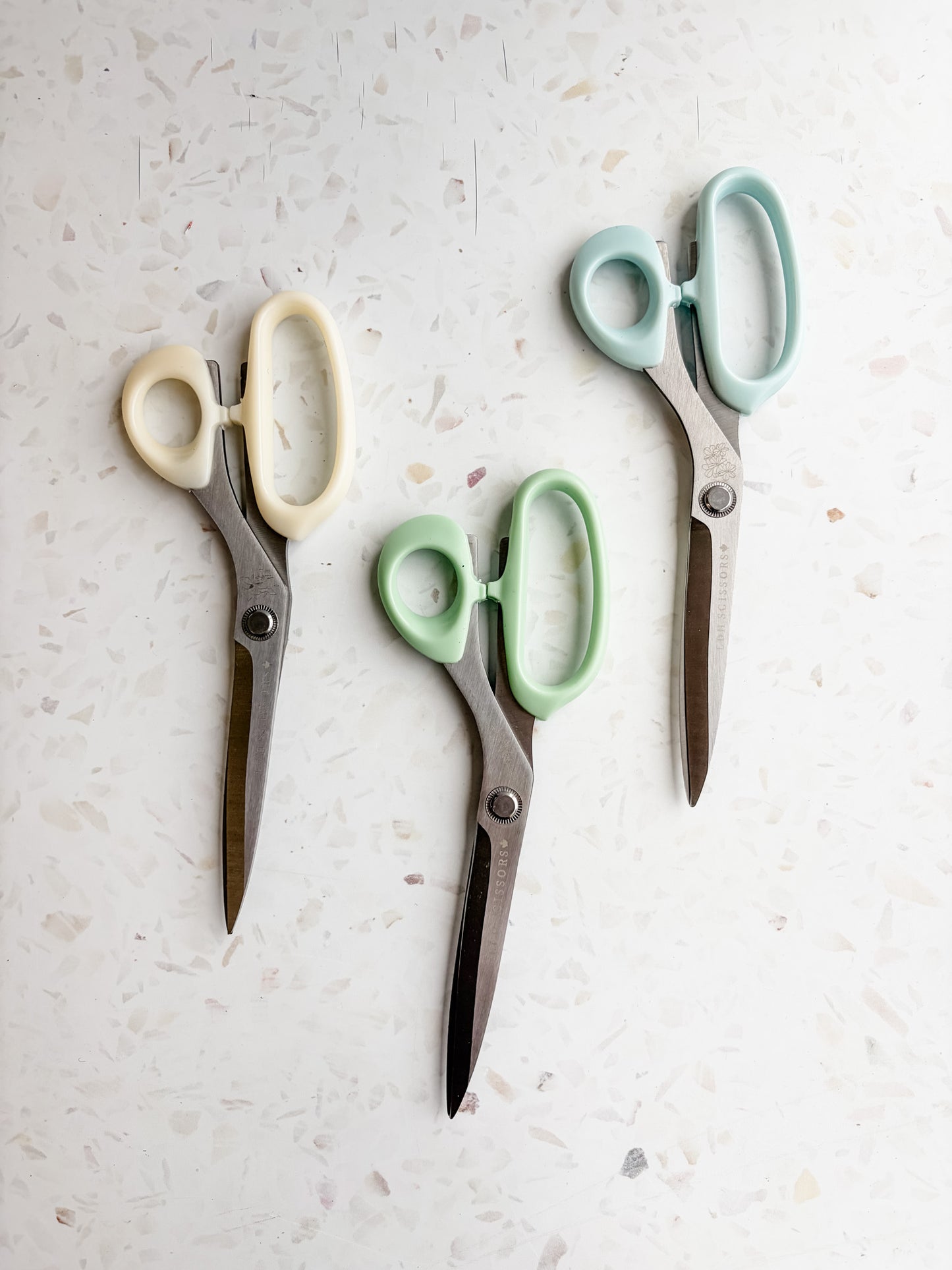 LDH Bloom Series Lightweight Fabric Scissors – 9"