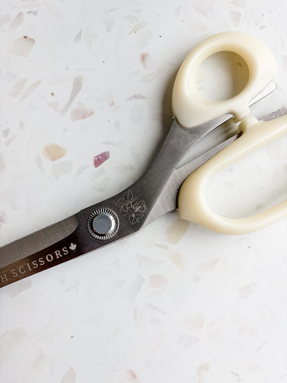 LDH Bloom Series Lightweight Fabric Scissors – 9"