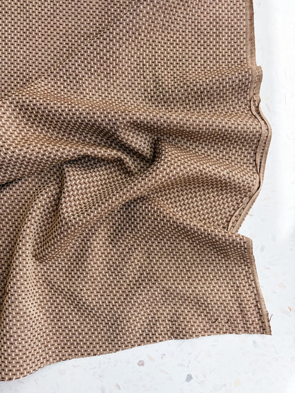 Gathering Cloth Basket Weave Cotton in Coffee Creamer