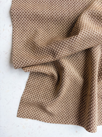 Gathering Cloth Basket Weave Cotton in Coffee Creamer