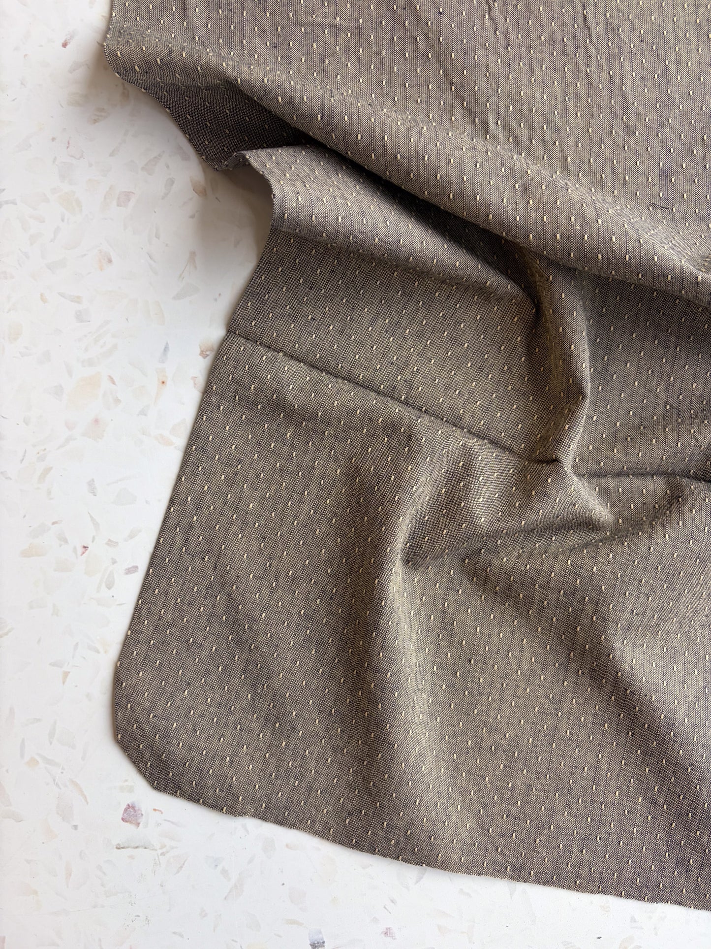 Gathering Cloth Sun Stitch in Mushroom