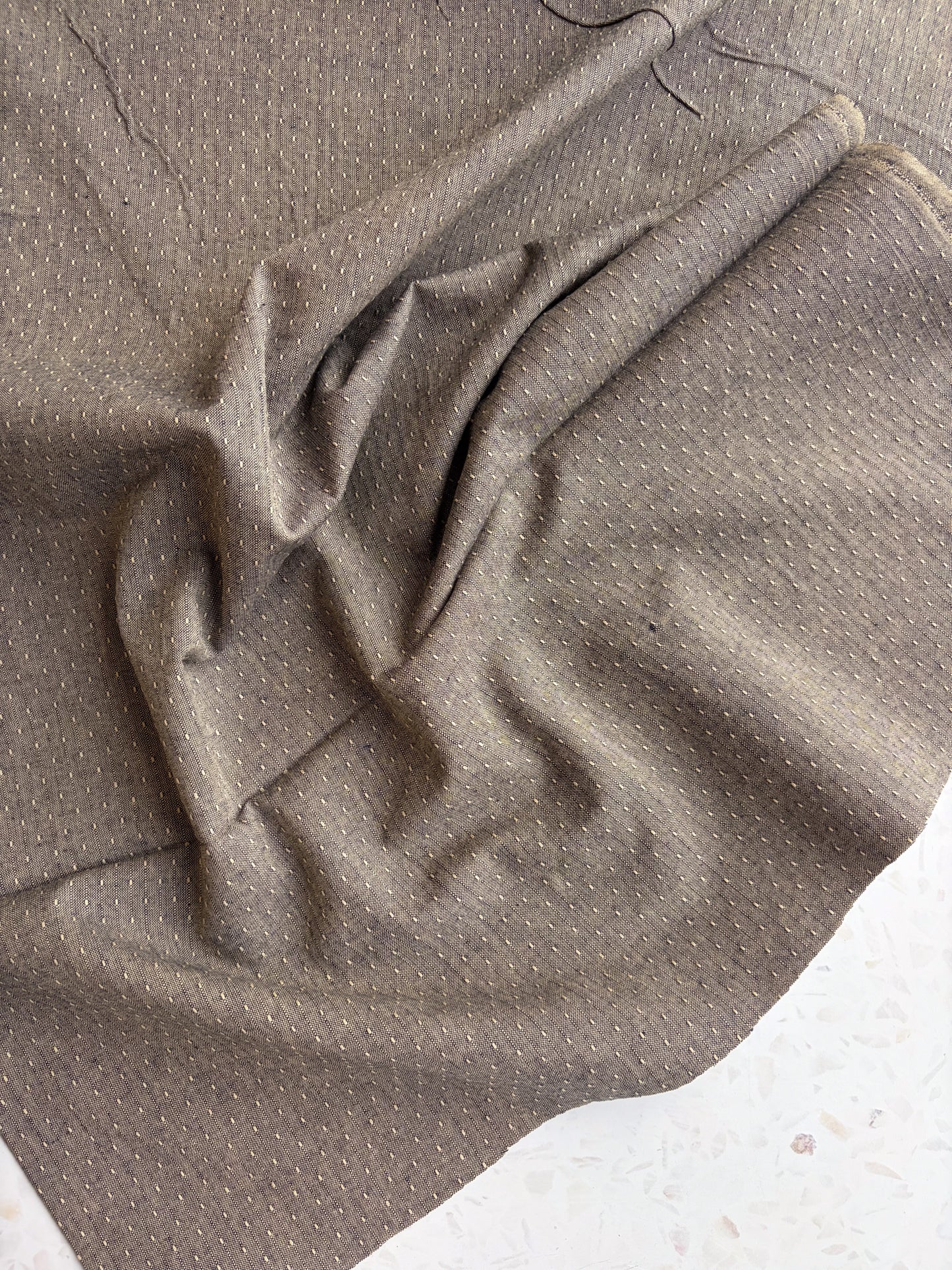 Gathering Cloth Sun Stitch in Mushroom