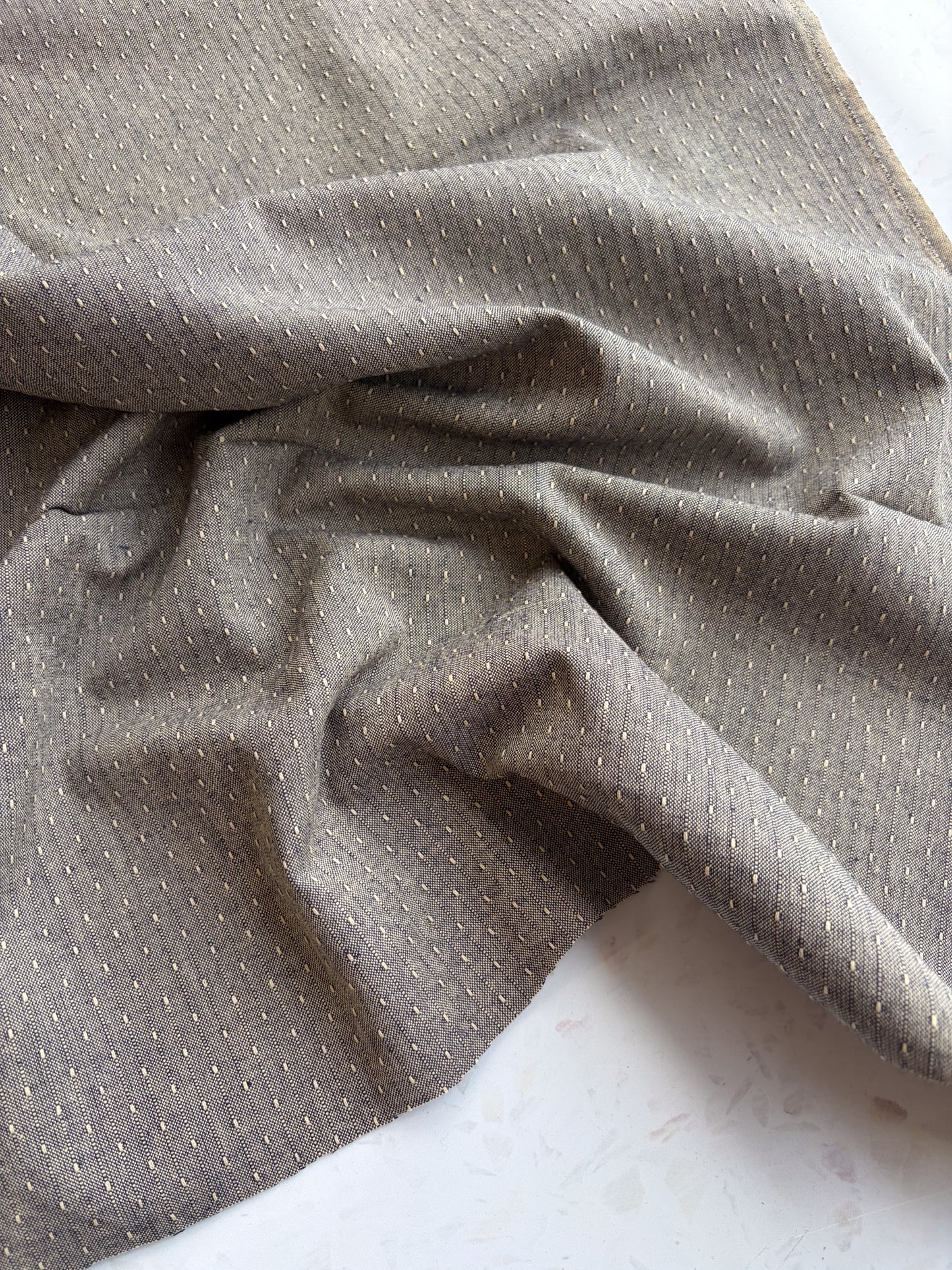 Gathering Cloth Sun Stitch in Mushroom