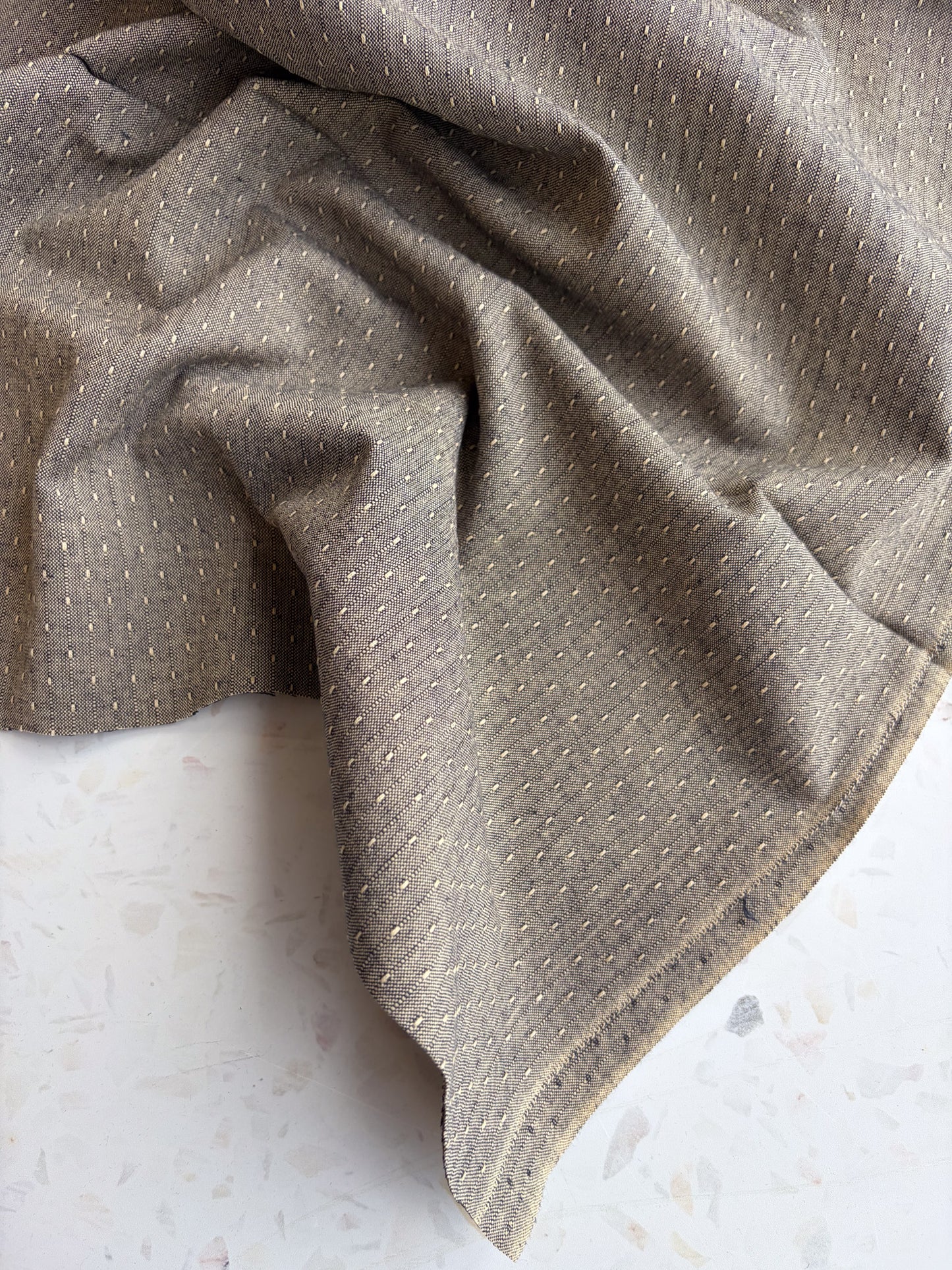 Gathering Cloth Sun Stitch in Mushroom