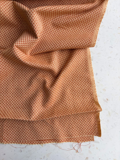 Gathering Cloth Basket Weave Cotton in Creamsicle
