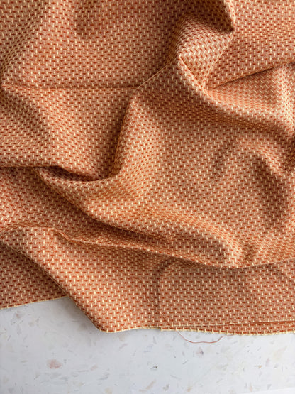 Gathering Cloth Basket Weave Cotton in Creamsicle