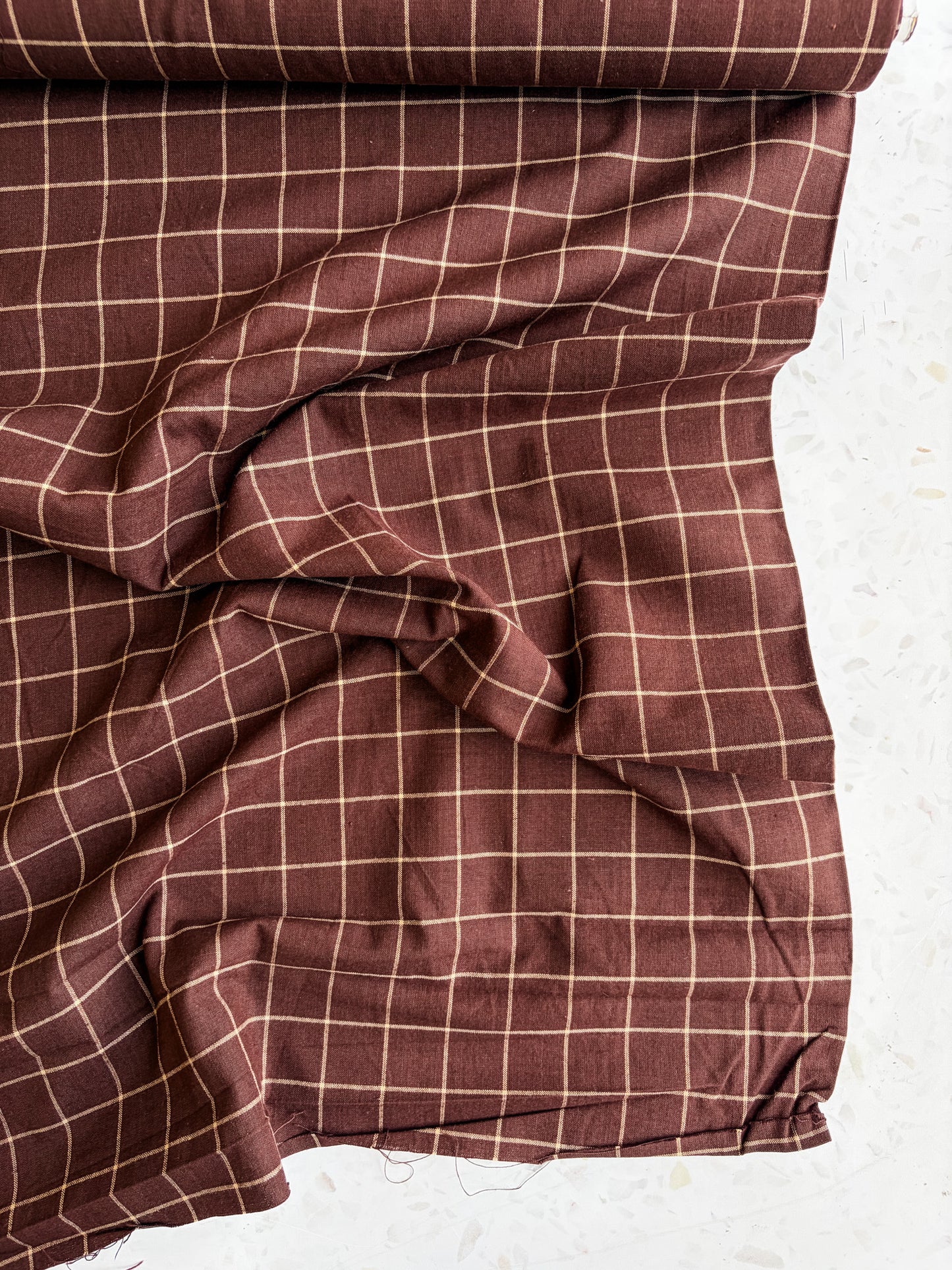 Gathering Cloth Windowpane in Mahogany