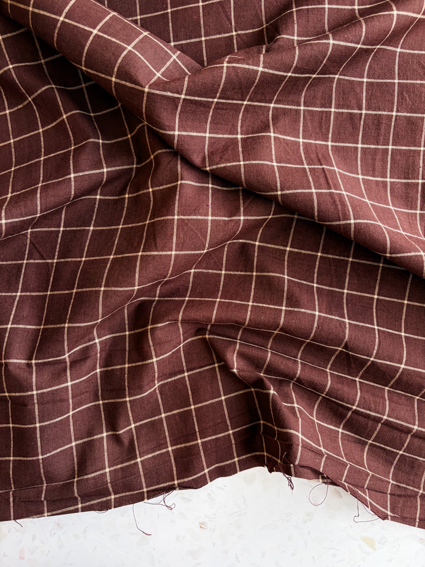 Gathering Cloth Windowpane in Mahogany