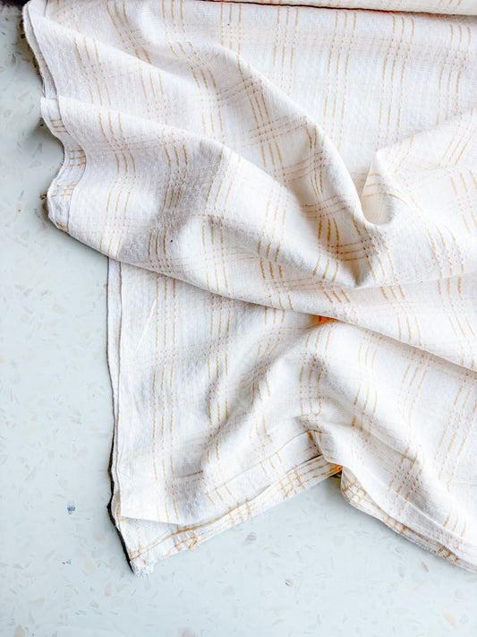 Gathering Cloth Heritage Stitch in Bone