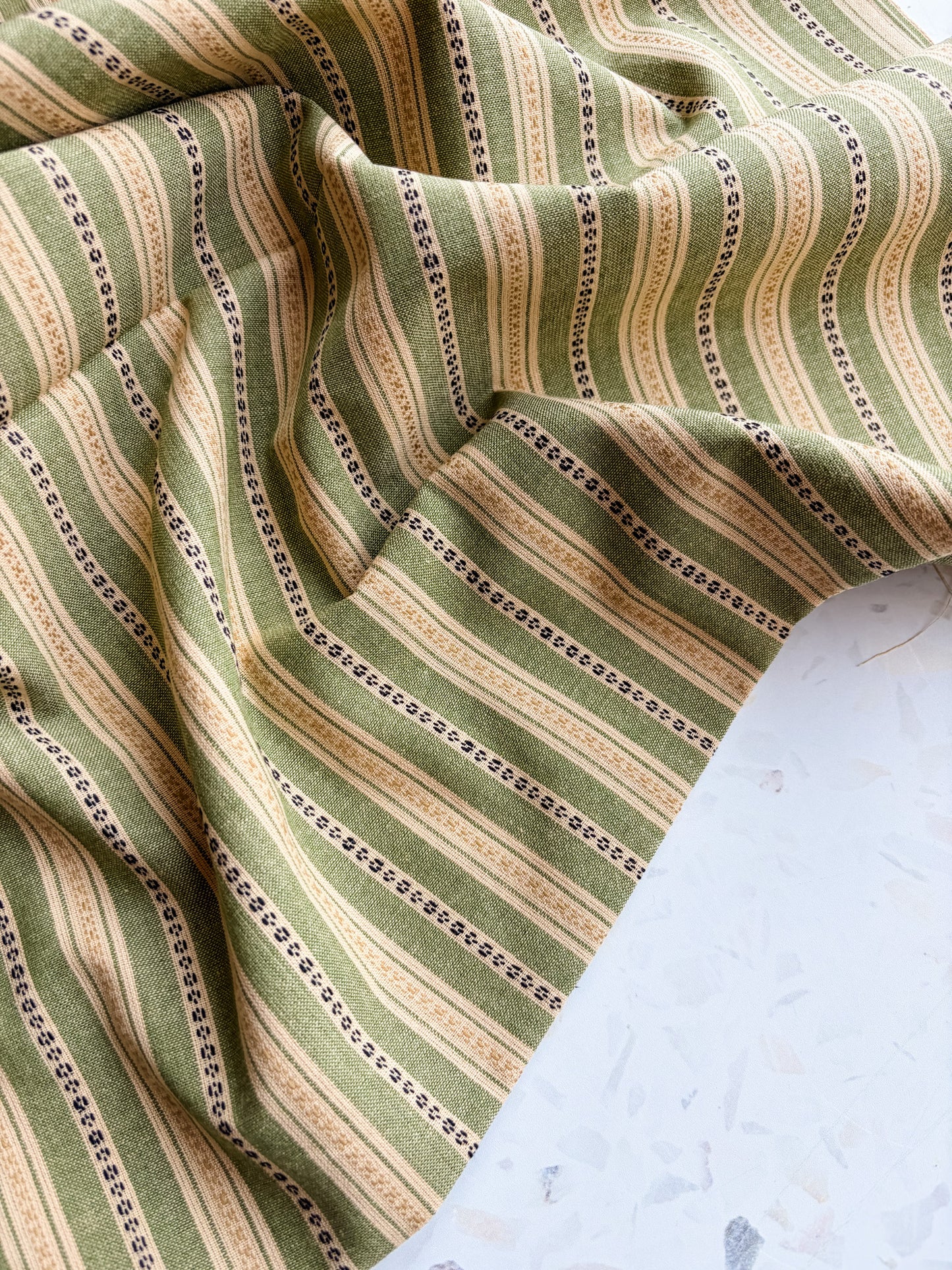 Gathering Cloth Merchant Stripe in Hedgerow