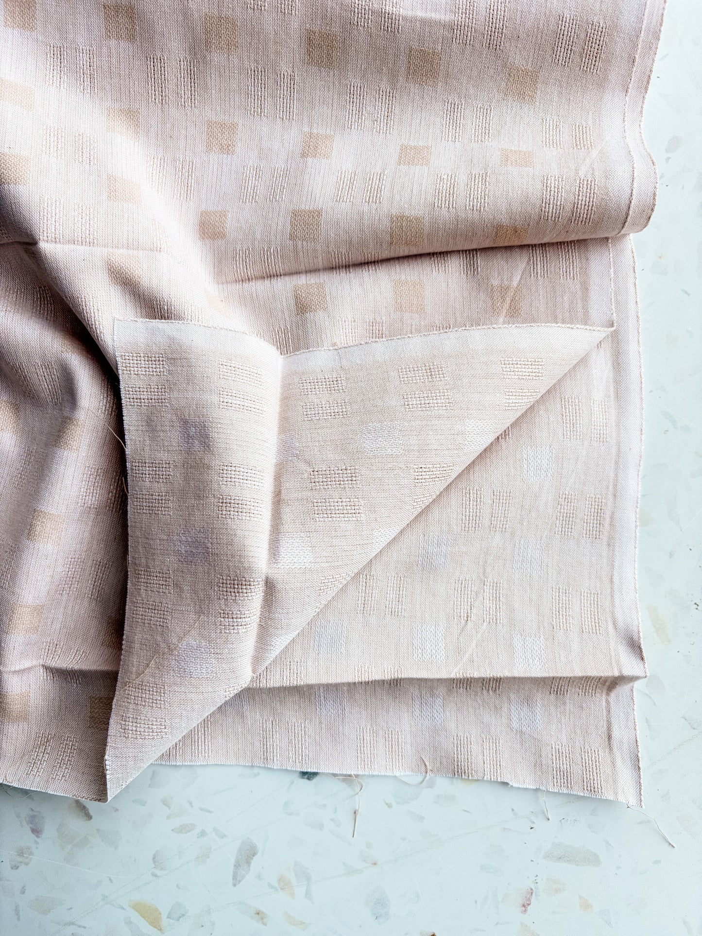 Gathering Cloth Heritage Stitch in Oyster