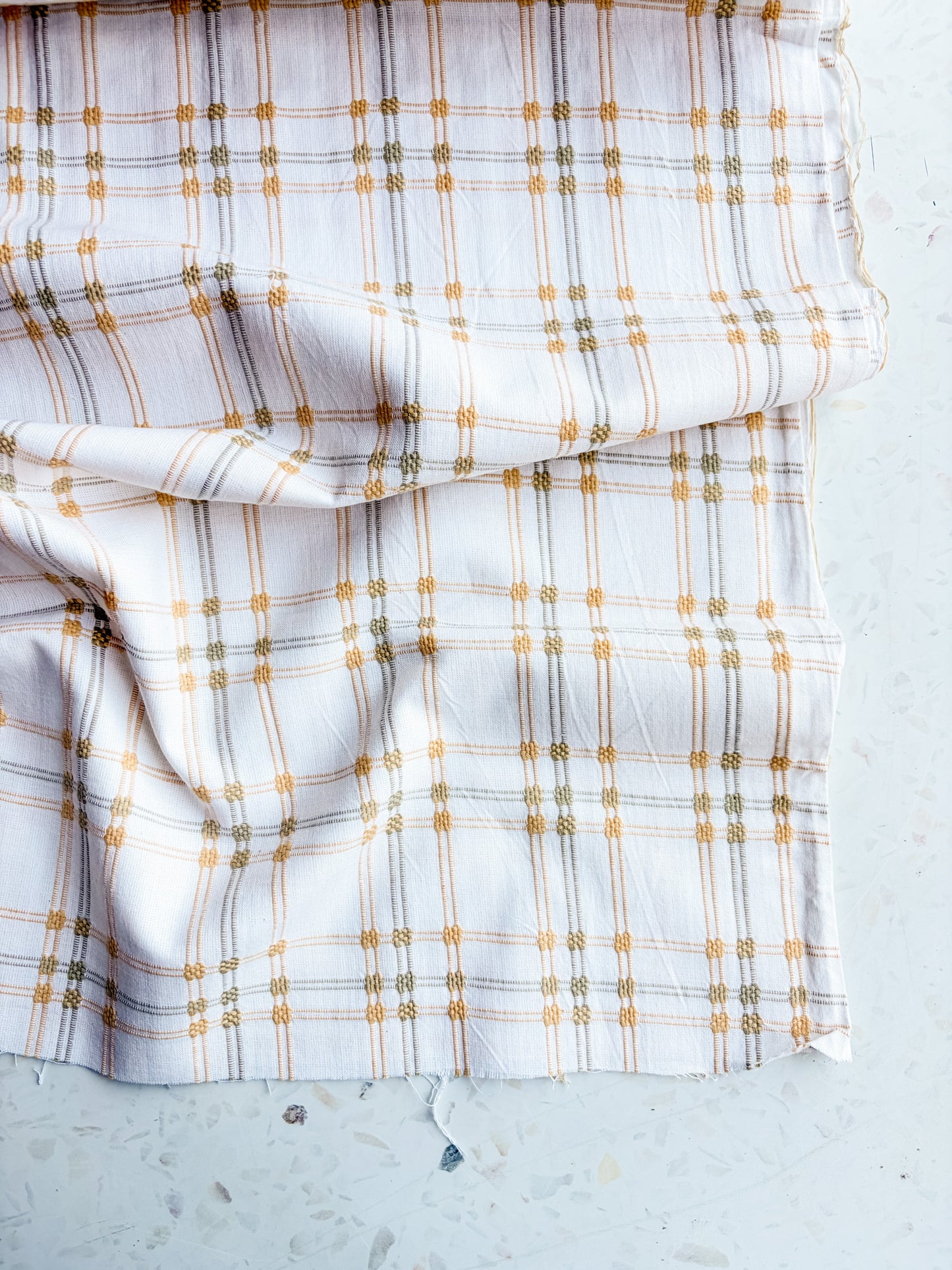 Gathering Cloth Heritage Stitch in Chamomile