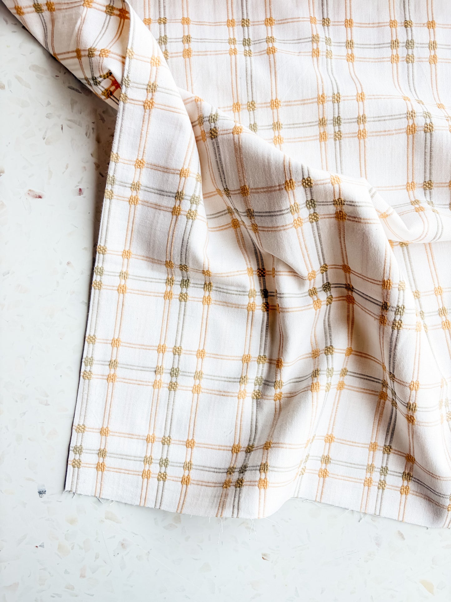 Gathering Cloth Heritage Stitch in Chamomile