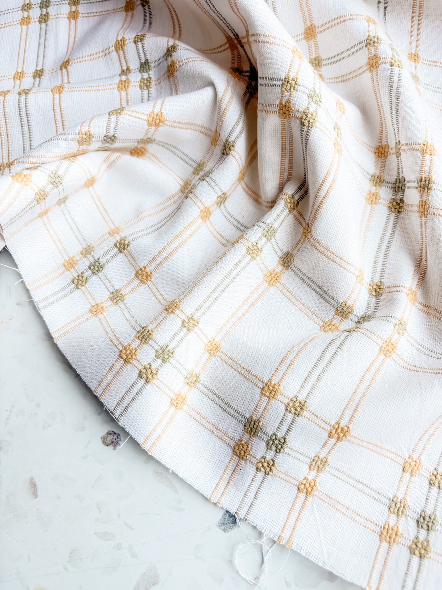 Gathering Cloth Heritage Stitch in Chamomile