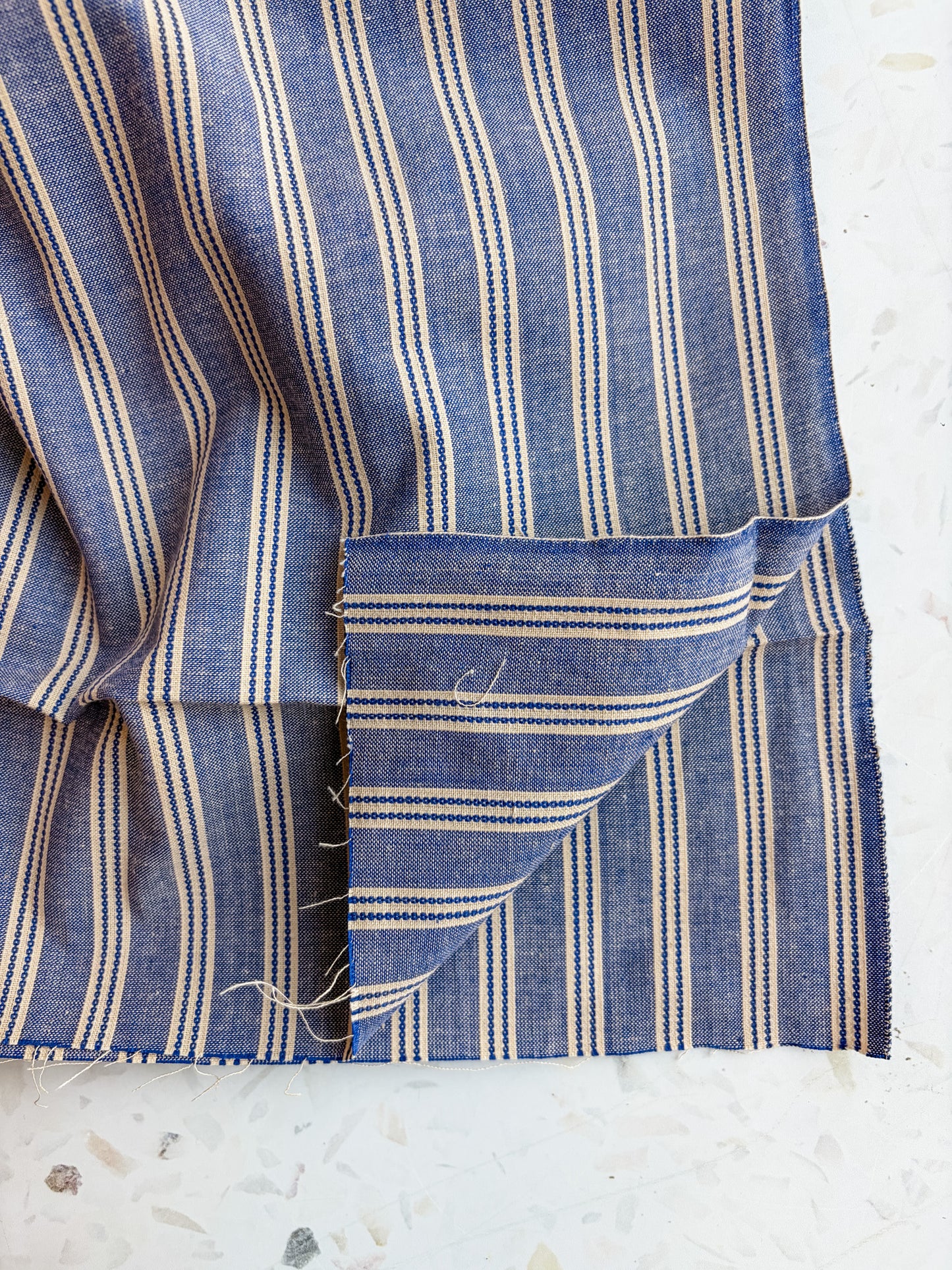 Gathering Cloth Merchant Stripe in Stonewashed
