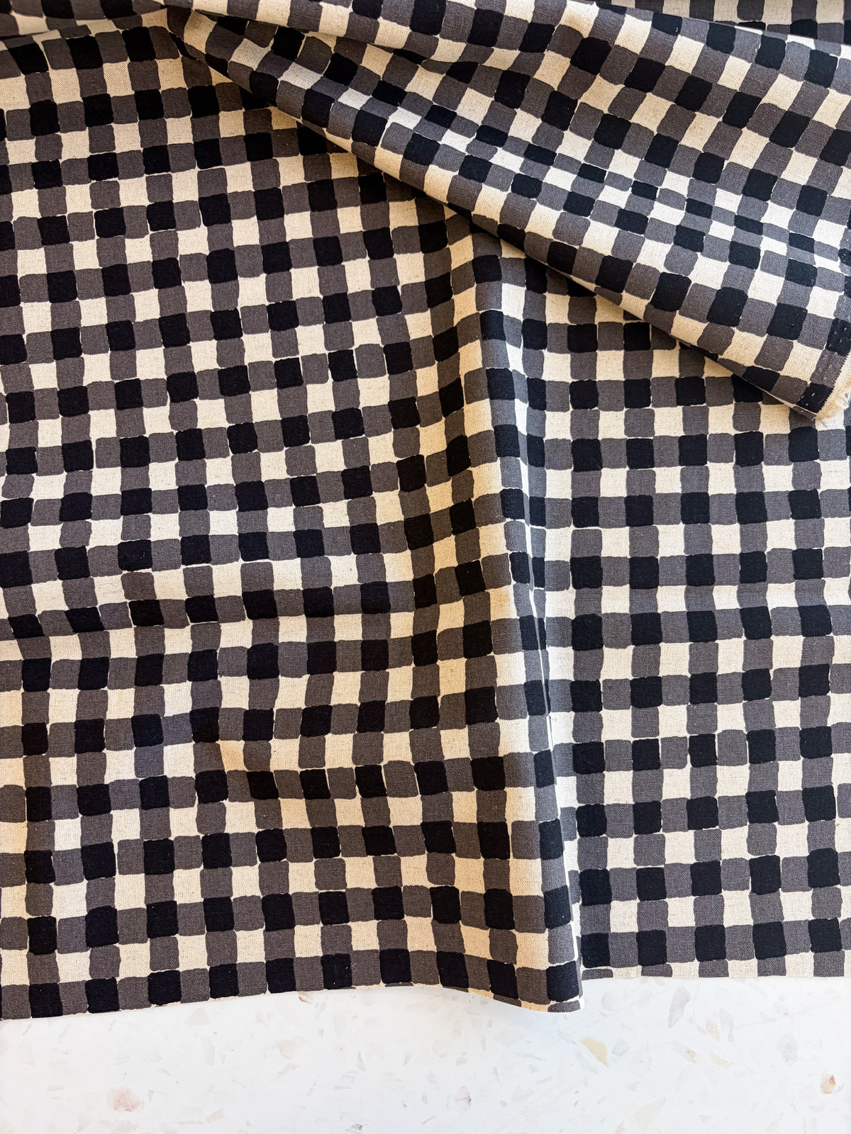 Sevenberry Colorful Sandwich Canvas | Flaffy Check in Black & Natural
