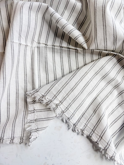 Everyday Handloom | Graphite