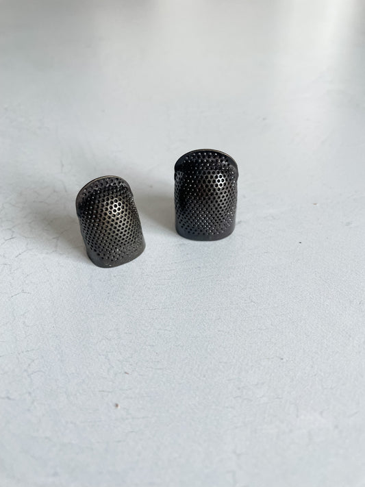 Open-Sided Thimble